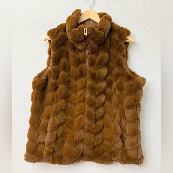 Via Spiga Chevron Faux Fur Vest L - Picture 1 of 5